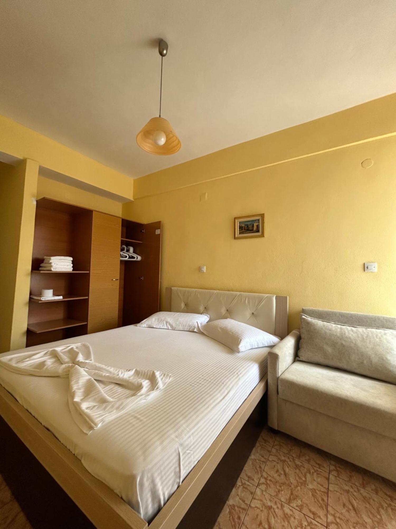 Areti Rooms Hotel Himare Luaran gambar