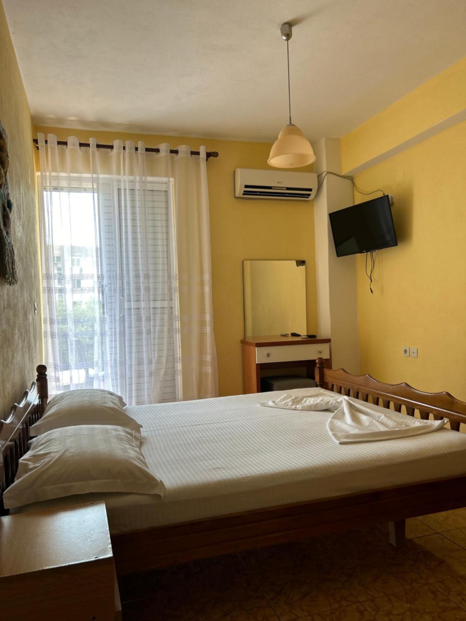 Areti Rooms Hotel Himare Luaran gambar