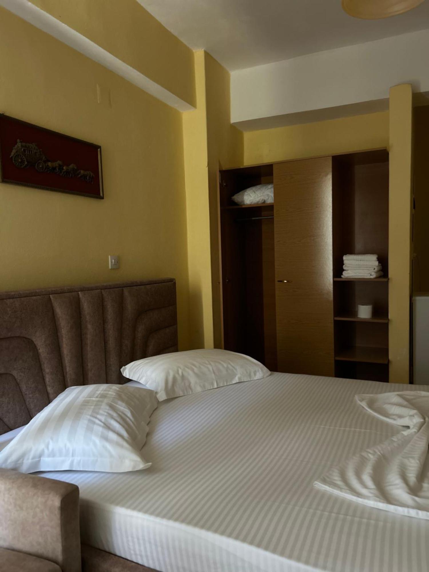 Areti Rooms Hotel Himare Luaran gambar