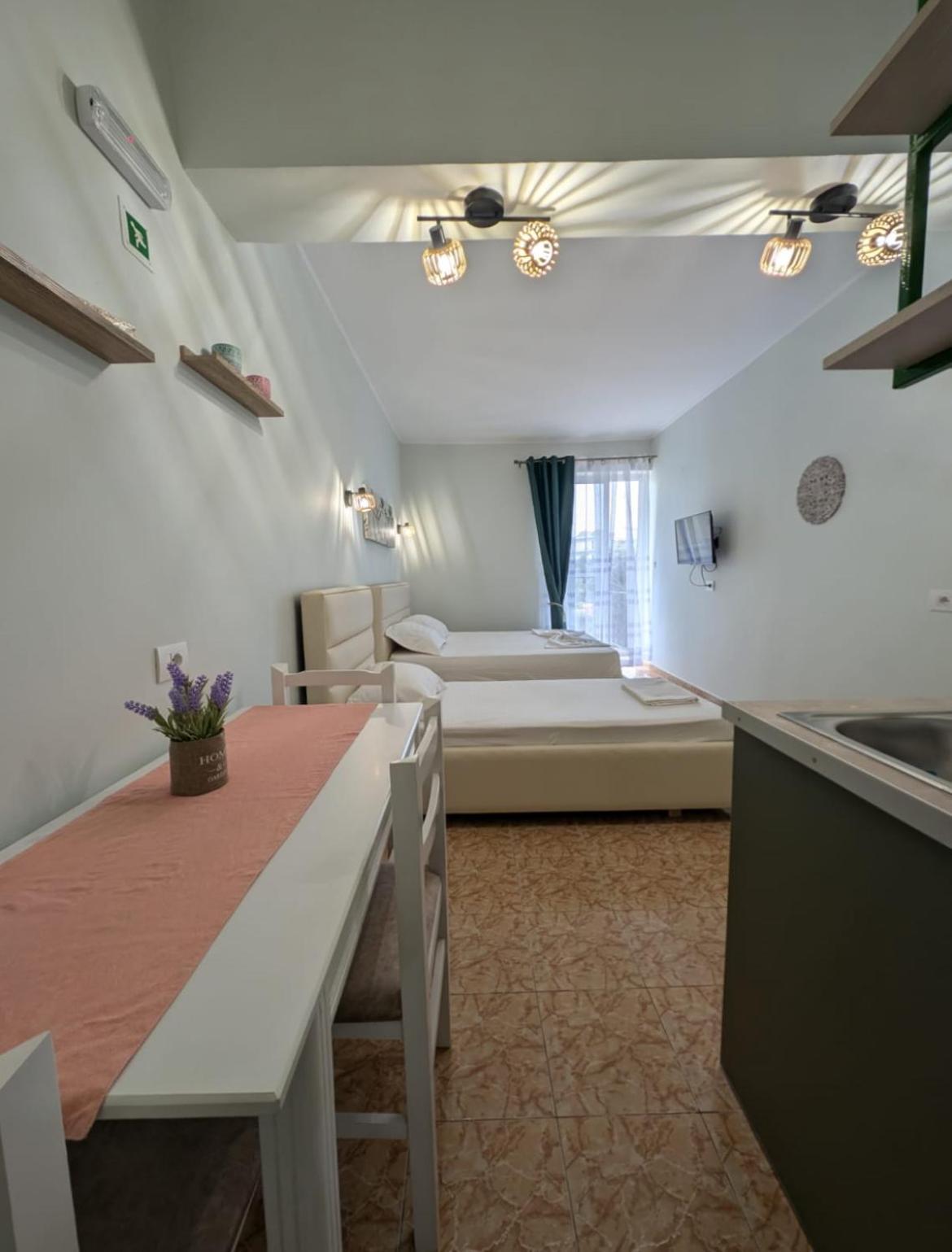 Areti Rooms Hotel Himare Luaran gambar
